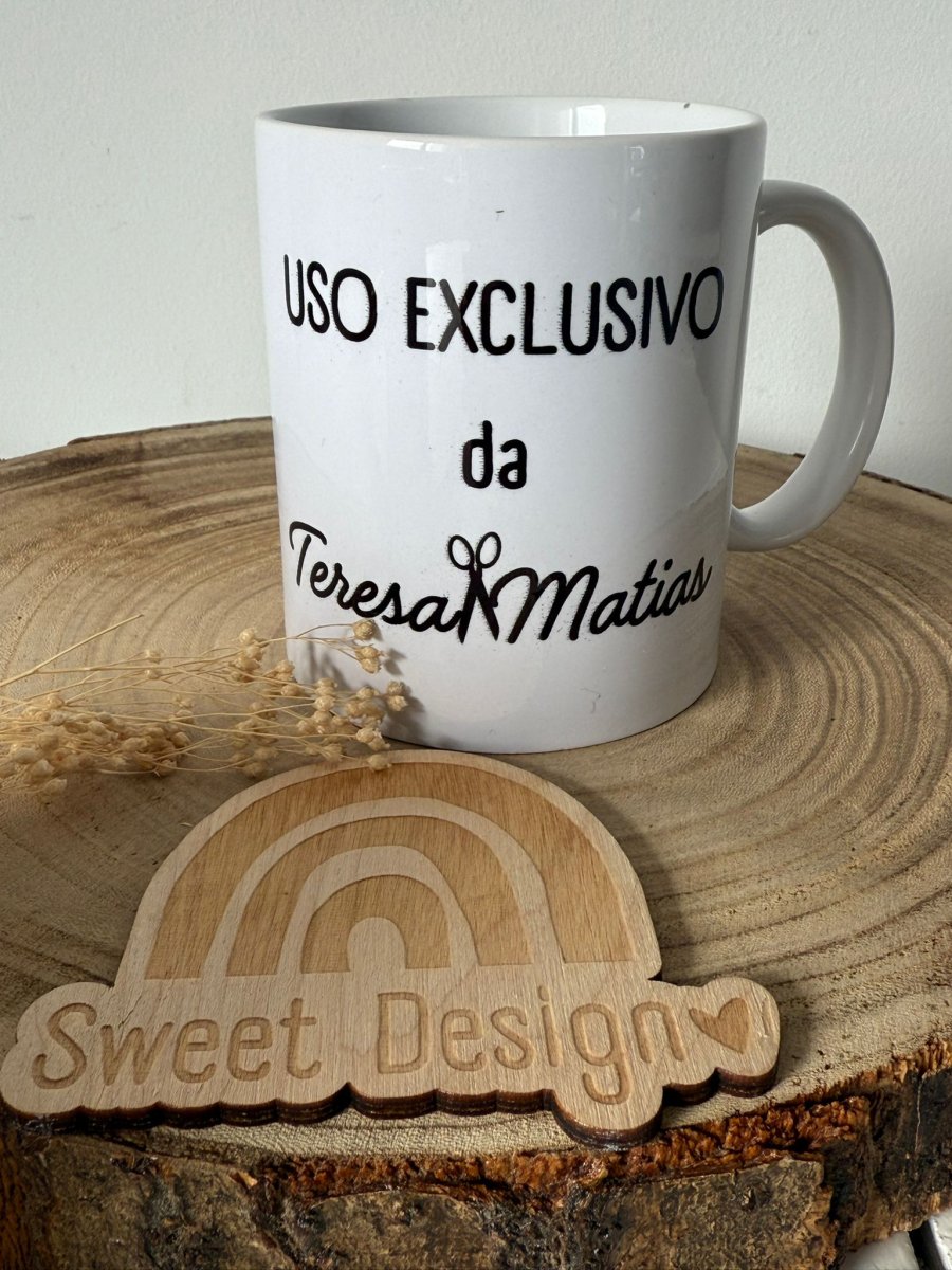 Caneca – Uso Exclusivo da …(nome) com máquina de costura