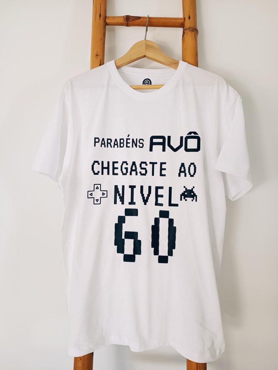 T-Shirt – Parabéns Avô chegaste ao nivel 60 (sessenta)