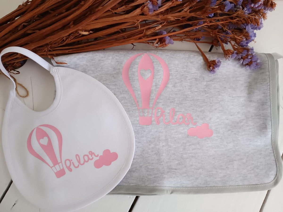 Pack Fralda + Babete – Balão ar rosa com nuvem